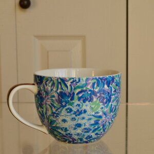 LILY PULITZER Hidden Lion / Floral 14 oz. Ceramic Mug "High Manetenance" Pattern